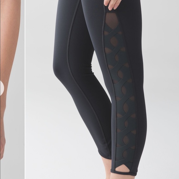 lululemon athletica Pants - Rare Lululemon Serene Tight 25”